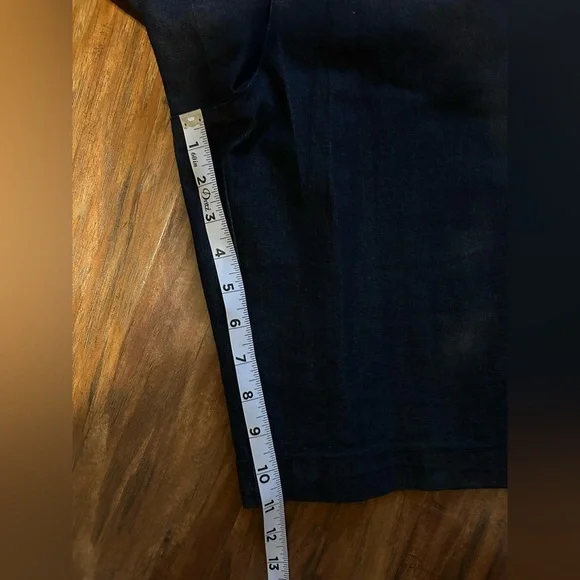 St. John’s Bay Bermuda Shorts - Picture 7 of 7